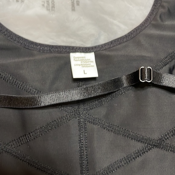 BBL Faja with full zippered crotch size large - Picture 4 of 12